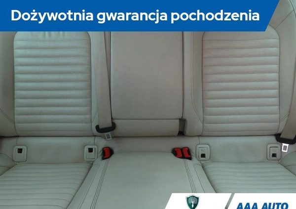 Volkswagen Passat cena 68000 przebieg: 151589, rok produkcji 2015 z Raszków małe 154